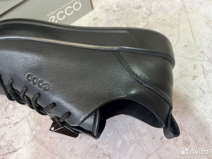 Кроссовки Ecco долговечные