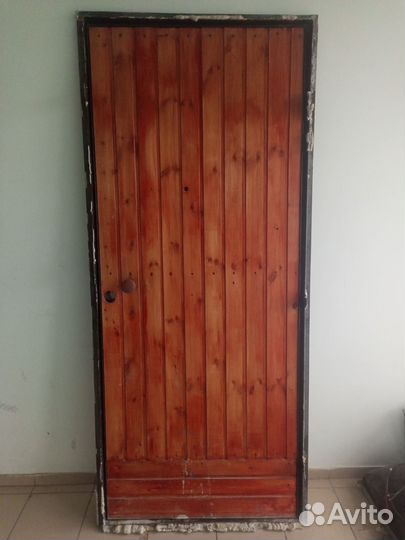 Дверь входная металлическая