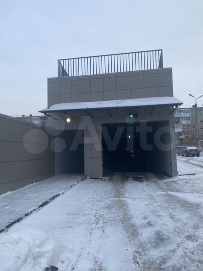 Машиноместо, 14 м²