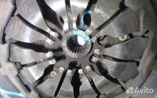 Маховик демпферный дизельный nissan tiida C11X (CD