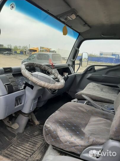 Mitsubishi Fuso Canter, 2011