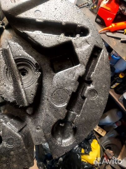 Ящик для инструмента Volvo xc70, v70