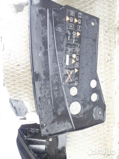 Передний бампер renault duster 2