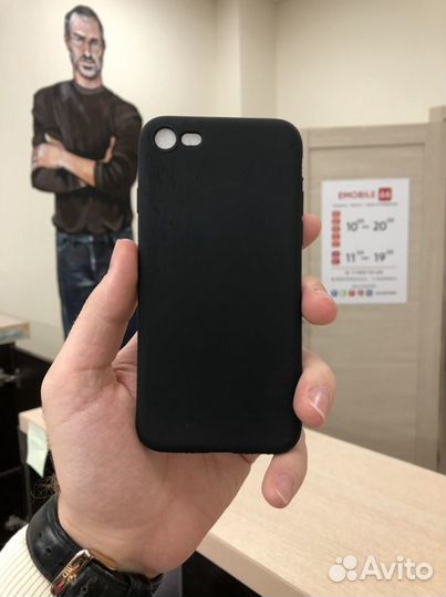 Чехол iPhone 7/8/SE 2 Черный