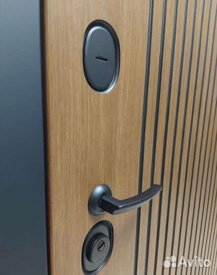 Дверь входная