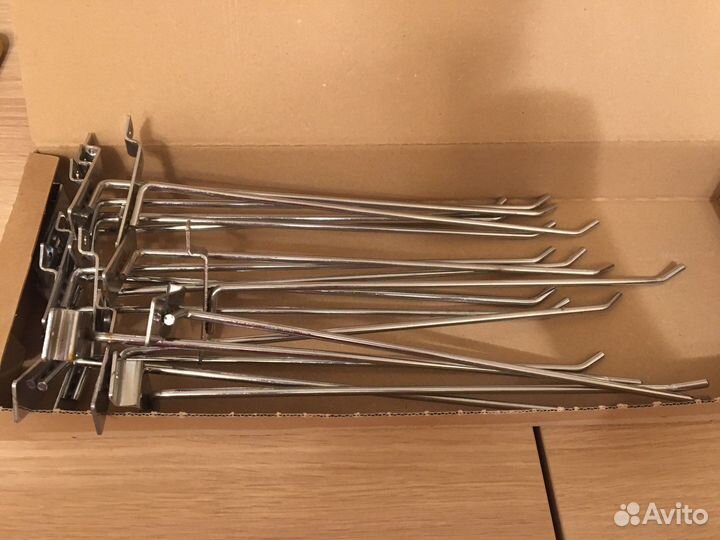 Крючки для экономпанелей