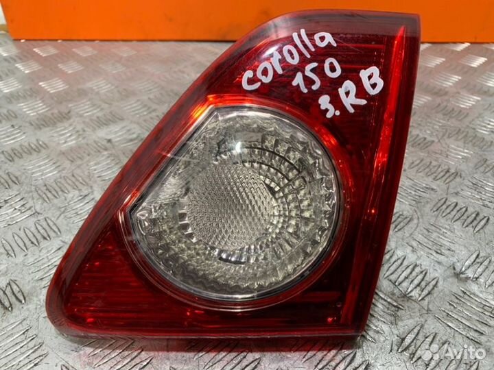Фонарь внутренний задний правый Toyota Corolla