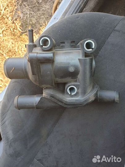 Корпус термостата форд фокус 1