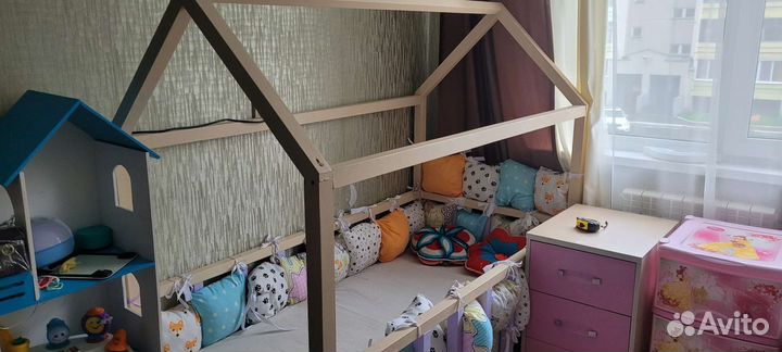 Кровать домик