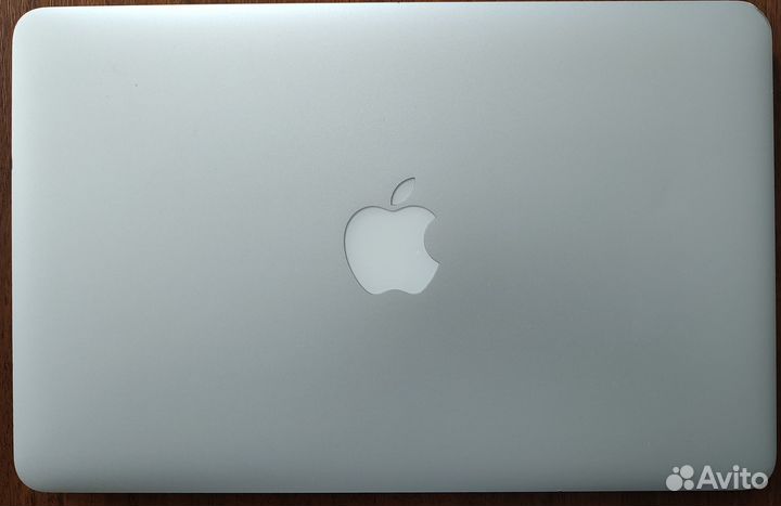 Apple MacBook Air 11 A1465