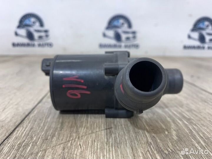 Дополнительная помпа Bmw X5 E53 M54B30 03.10.2001