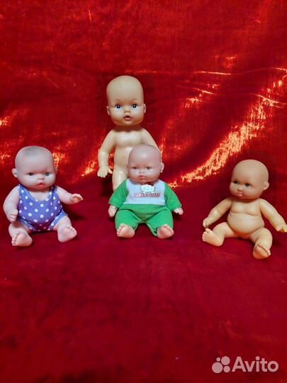 Пупсы и куклы