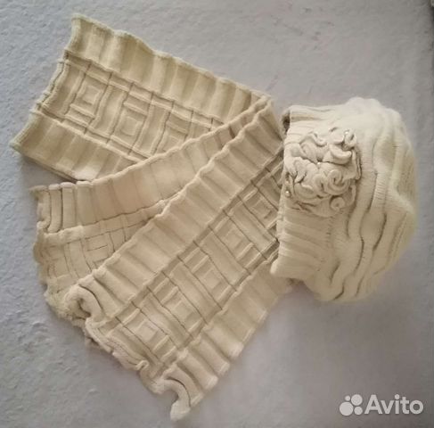 Комплект шапка и шарф женский