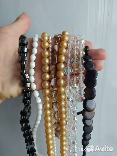 Украшения - бусы, броши, браслетик