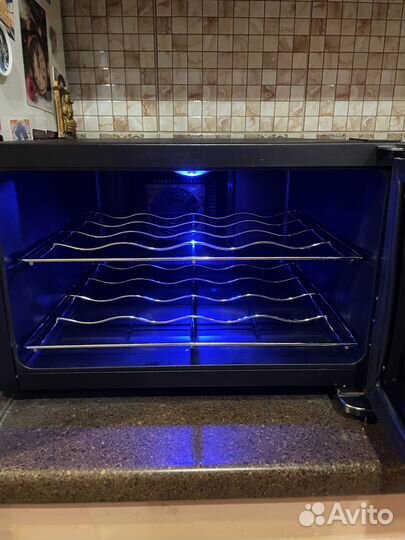 Винный шкаф Kitfort KT-2403