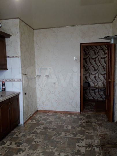 3-к. квартира, 61 м², 1/3 эт.