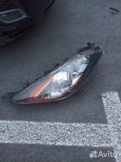 Фара правая mazda 3 бл