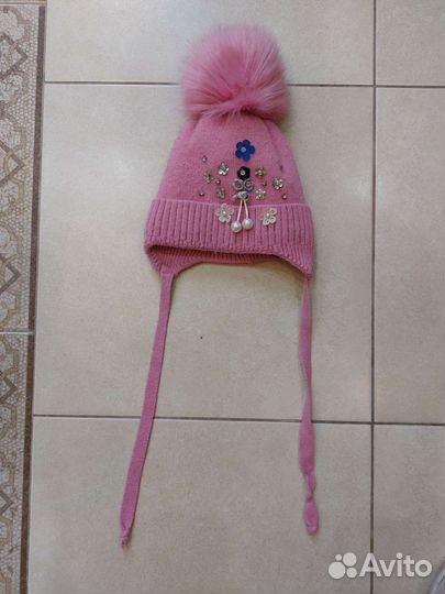Тёплая, зимняя шапка 4 -5 лет