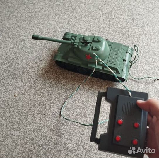 Танк кн 70 - Игрушка (Советских времён) Чертаново
