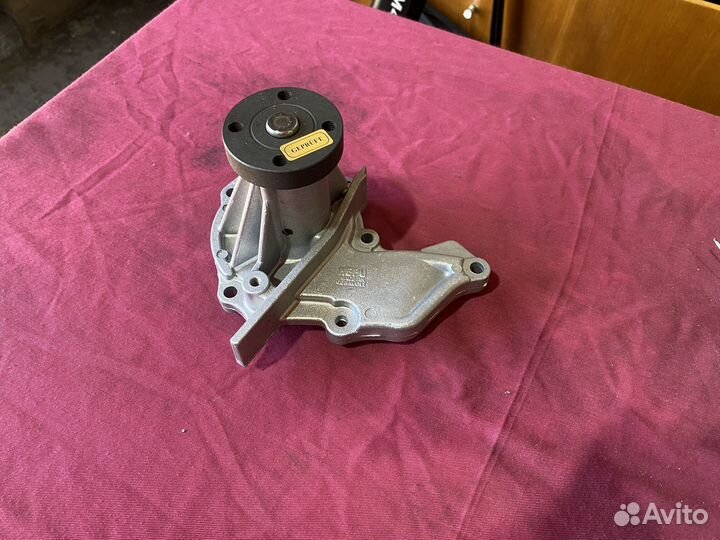 Помпа P235 hepu ford/mazda