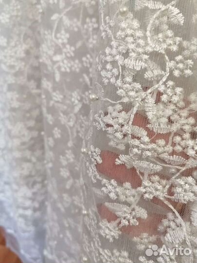 Отрез ткани кружево