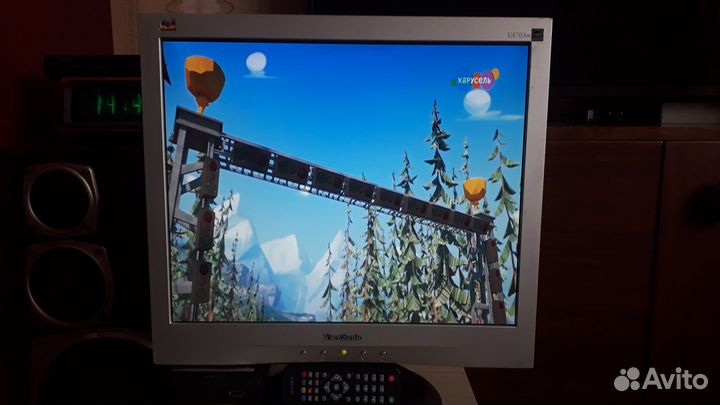 Телевизор 17