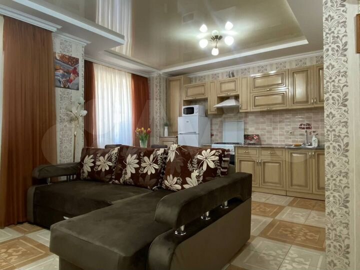 2-к. квартира, 55,5 м², 1/6 эт.