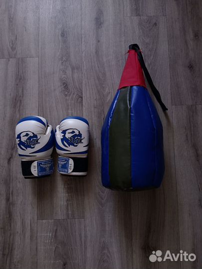 Боксерская груша и перчатки детские