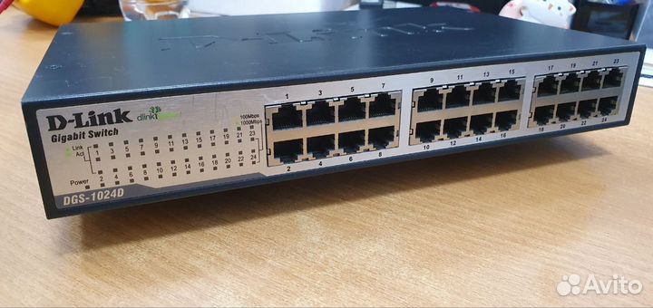 Коммутатор D-link DGS-1024D