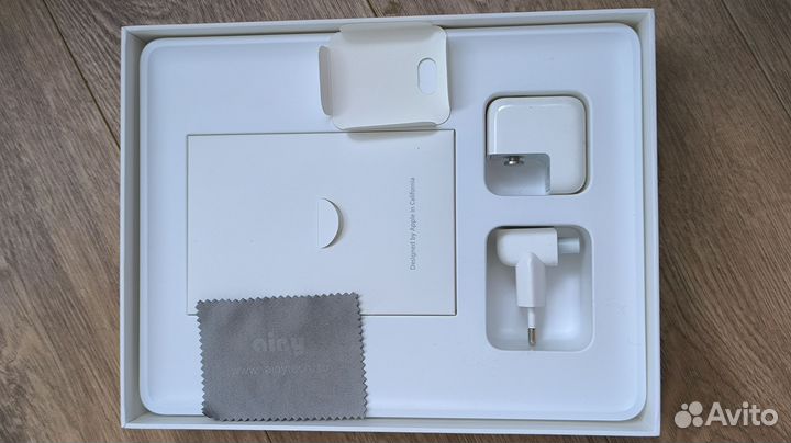 iPad 3 4G Cellular Silver