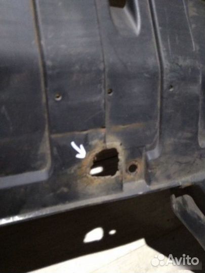 Пыльник переднего бампера Mitsubishi Outlander