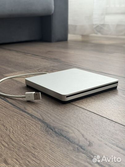 Оптический привод Apple USB SuperDrive (MD564ZM/A)