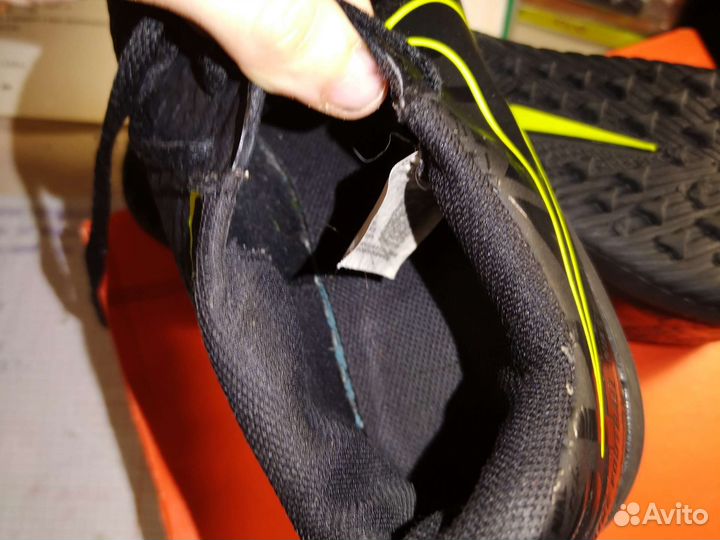 Шиповки Nike Phatom venom Academy