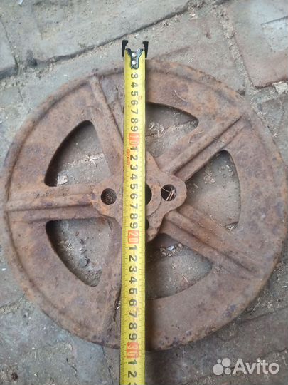 Шестерня (звёздочка ) старая