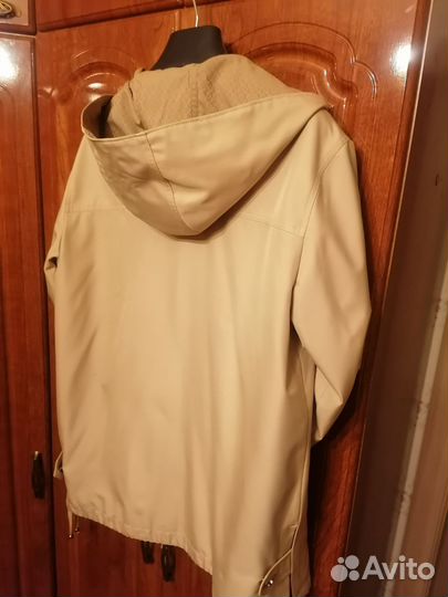 Ветровка женская 46-48р