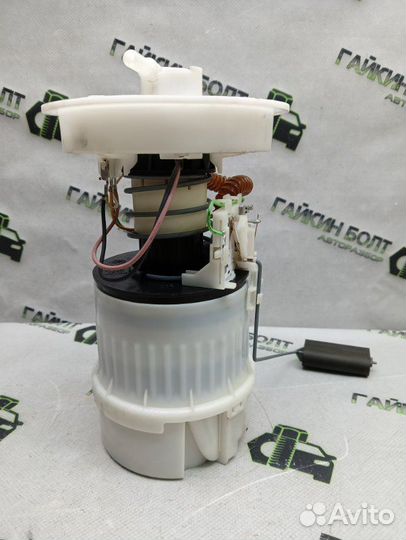 Топливный насос Ford Focus хэтчбек 5дв shda 2010