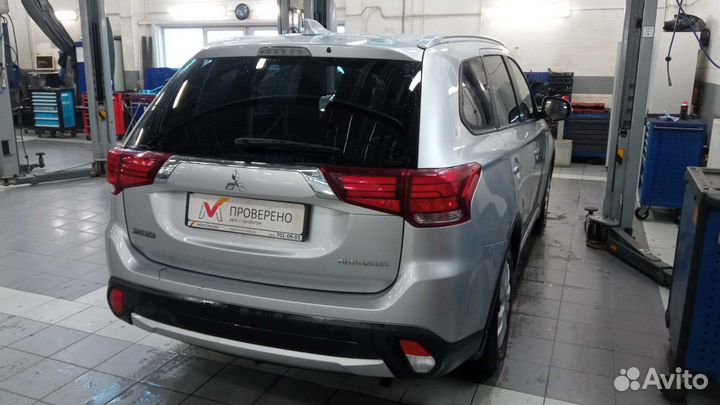 Mitsubishi Outlander 2.0 CVT, 2018, 109 101 км