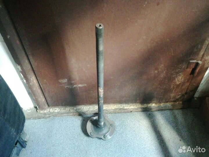 Suzuki jimny полуось