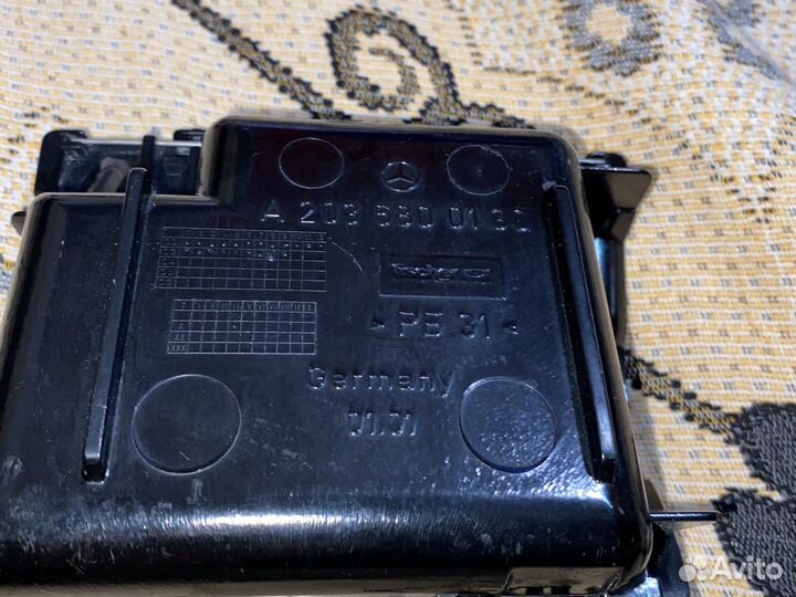 Пепельница Мерседес 203