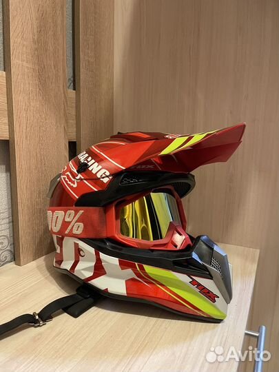 Кроссовый шлем fox racing