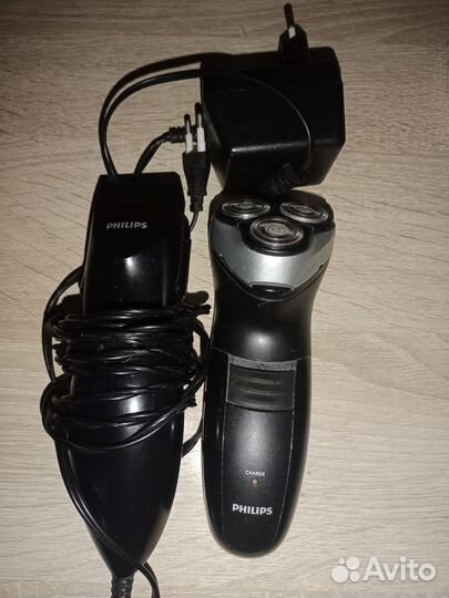 Электробритва philips+тример