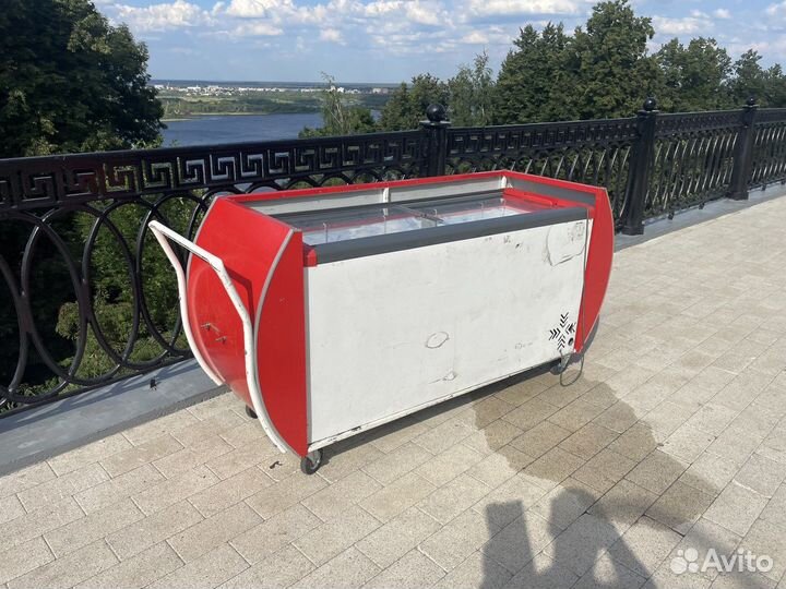 Тележка для продажи мороженого