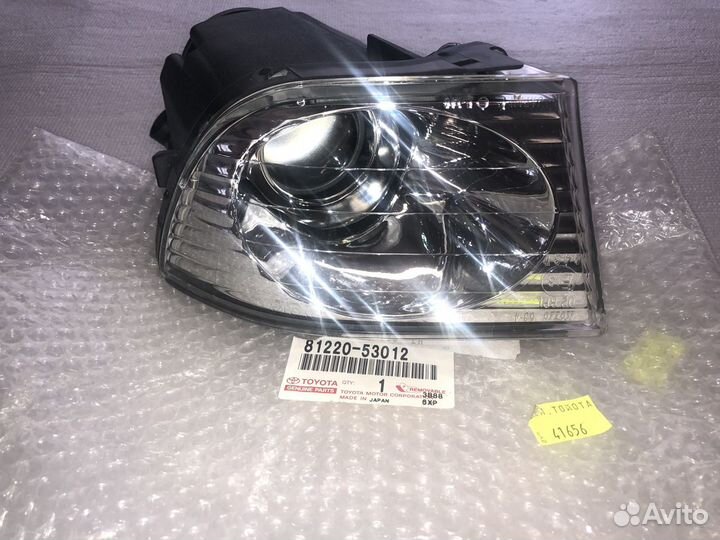 Фара противотуманная лев Lexus IS 8122053012
