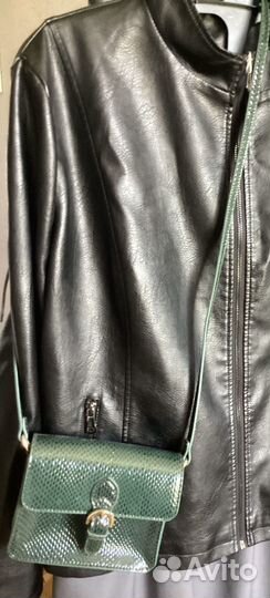 Зеленая сумка кроссбоди