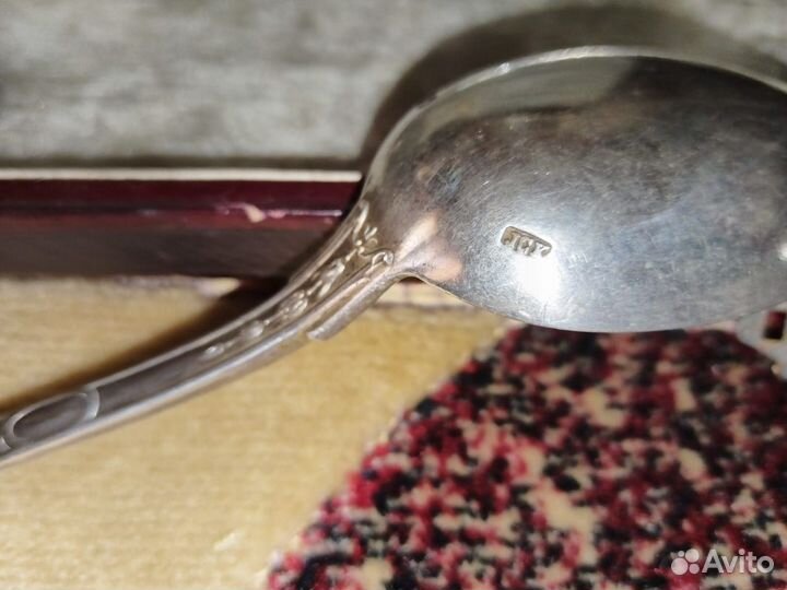 Набор столового серебра