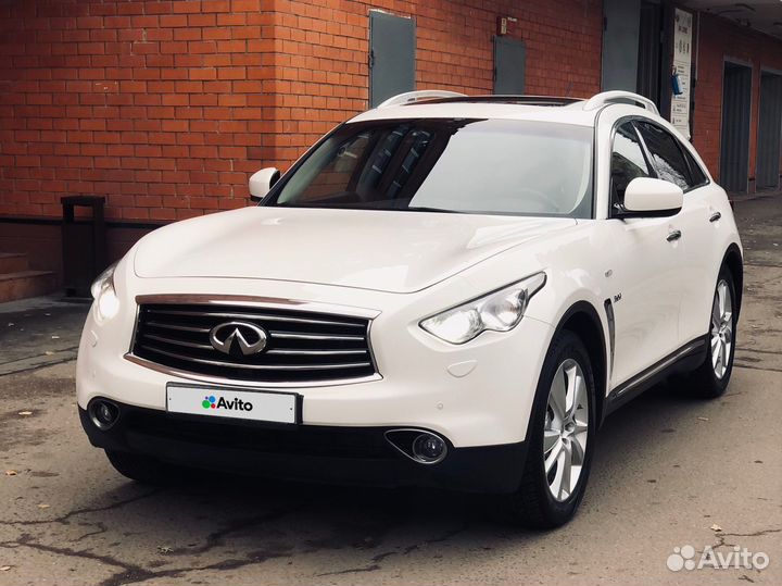 Infiniti QX70 3.0 AT, 2014, 182 000 км