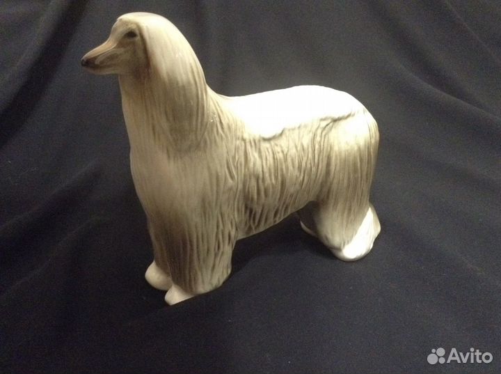 Статуэтка собака борзая лфз. Фарфор