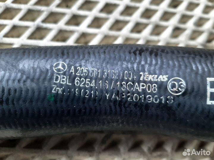 Mercedes W205 OM651 Патрубок радиатора левый