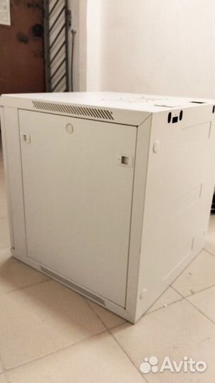 Шкаф настенный Netko 12U серия WM (600x650x635)