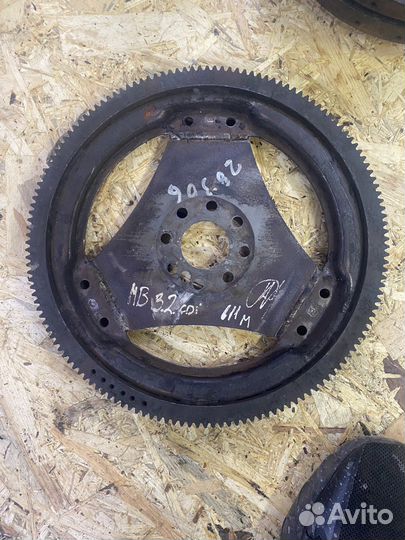 Маховик Mercedes 2,2 cdi om611